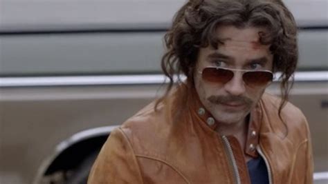 caught s01e01